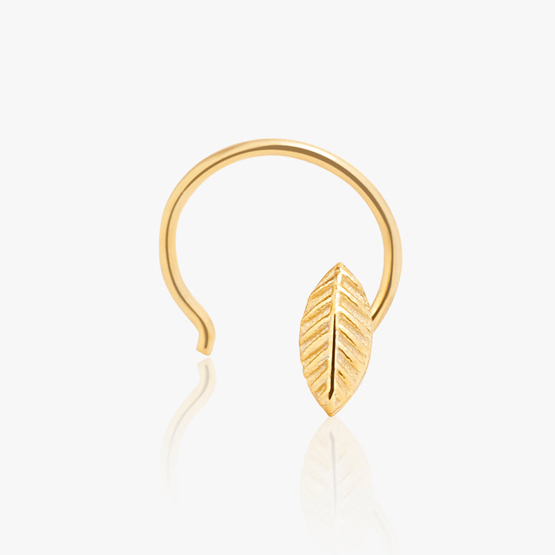 Buy 18k Gold Plated Silver Petal Nose Pin Online | March