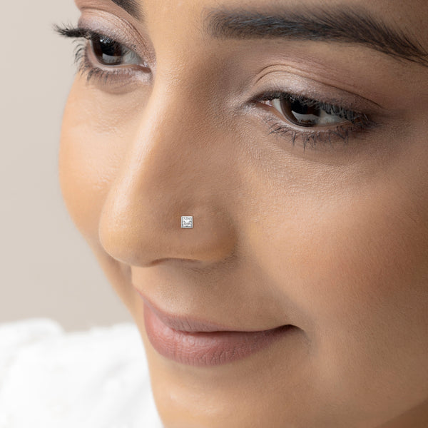 Silver Square Nose Pin