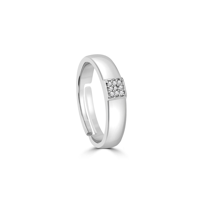 Elegant 950 Karat Platinum And White Gold And Diamond Finger Ring