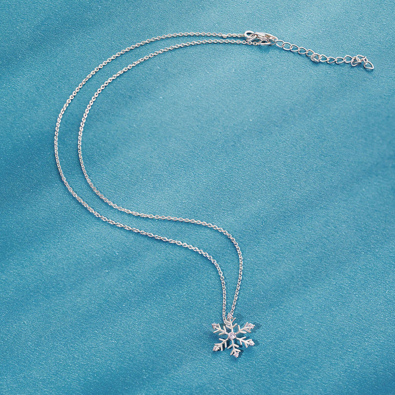 Silver Snowflake Zircon Necklace