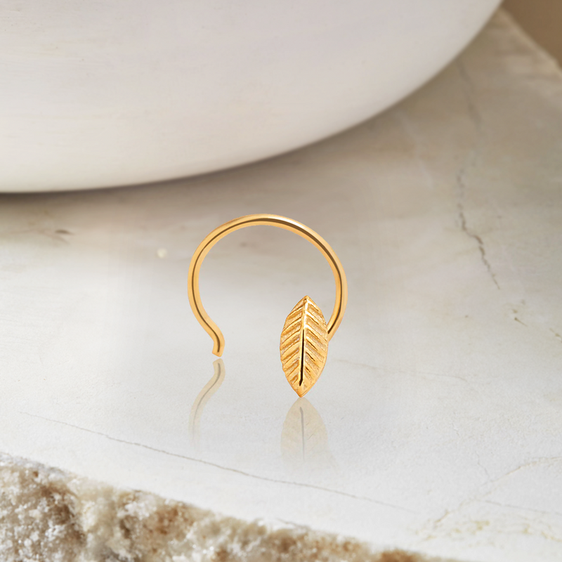 18k Gold Plated Silver Petal Nose Pin