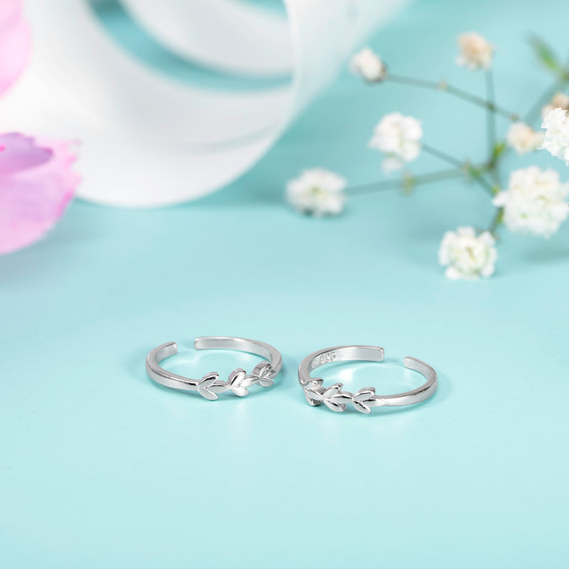 Silver Leaf Motif Toe Rings