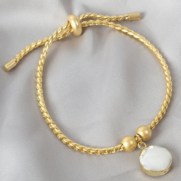 Adjustable Twist Chain Bracelet With Dangling Shell Pearl