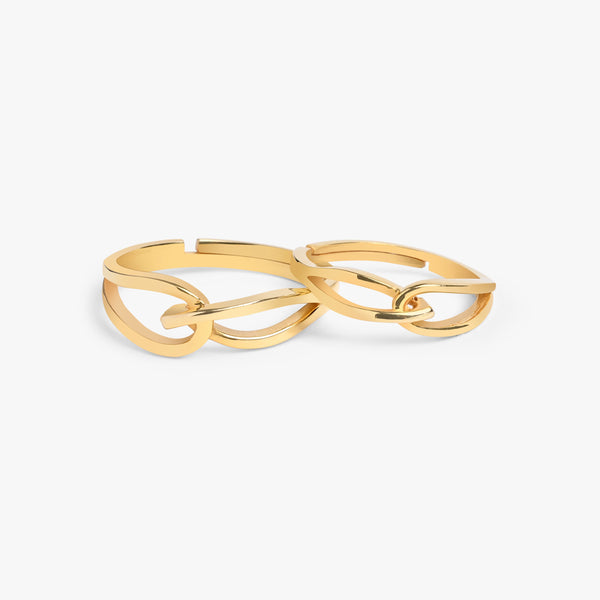 Buy 18K Gold Plated Silver Interlocked Couple Rings Online | March
